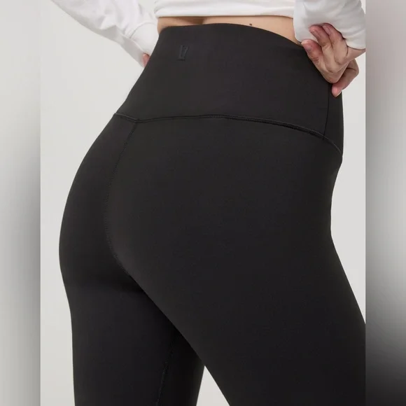 NWT Vuori Chilled Out Legging Black Medium VW4461 - Picture 4 of 11